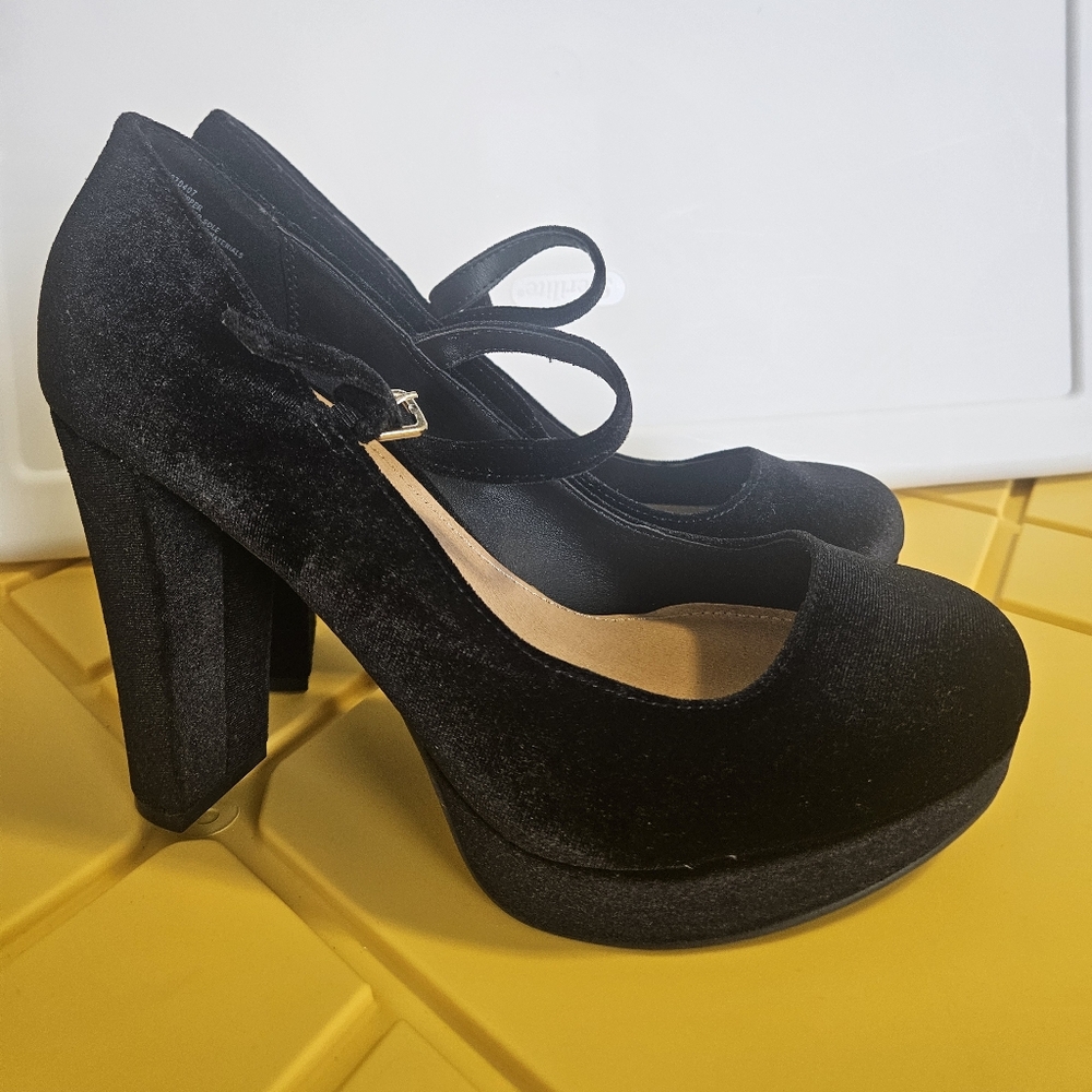 Torrid Black Velvet Mary Jane Heels
